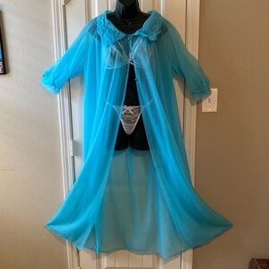 Vintage Gaymode JC Penney Turquoise Peignoir Dressing Gown Robe Sz S Nylon